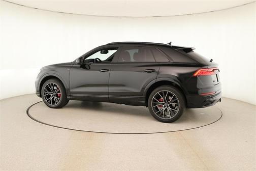 2023 Audi Q8 55 Premium Plus