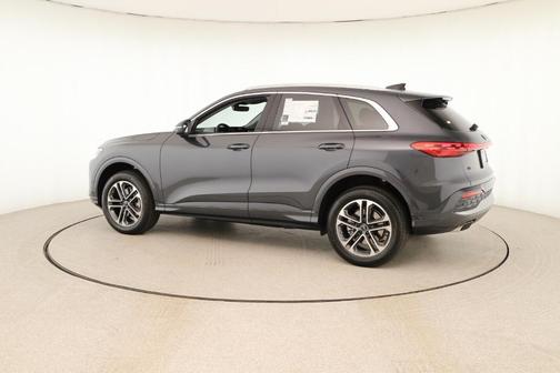 2025 Audi Q5 2.0T quattro Premium