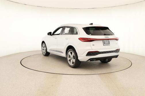 2025 Audi Q5 2.0T quattro Premium