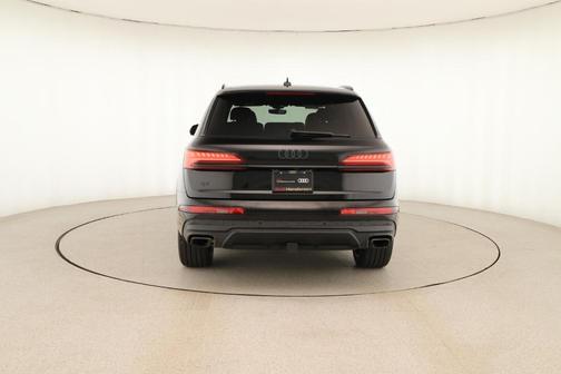 2025 Audi Q7 55 Prestige