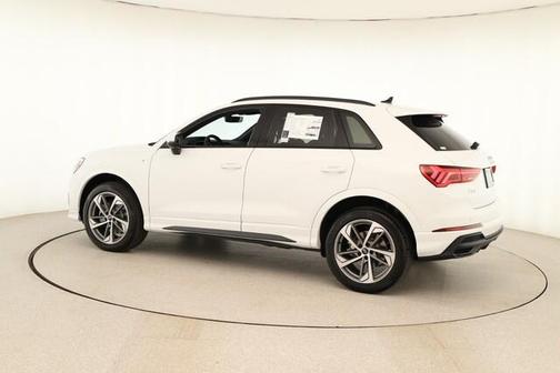 2025 Audi Q3 45 S line Premium