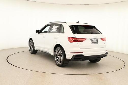 2025 Audi Q3 45 S line Premium