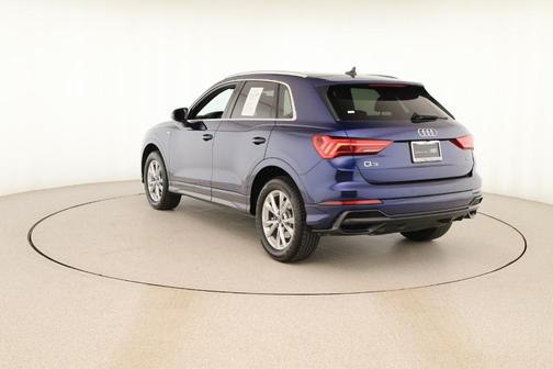 2022 Audi Q3 45 S line Premium