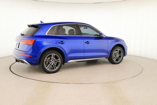 2022 Audi Q5 e 55 S line quattro Premium