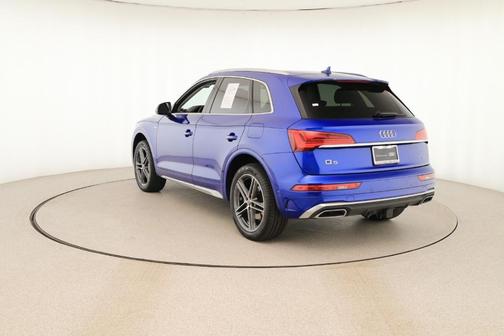 2022 Audi Q5 e 55 S line quattro Premium
