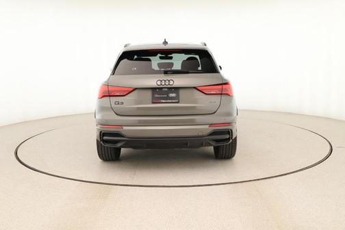 2024 Audi Q3 45 S line Premium