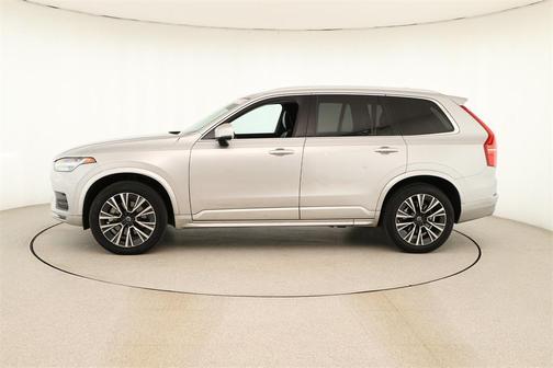 2020 Volvo XC90 T5 Momentum 7 Passenger