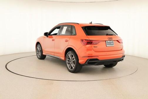 2024 Audi Q3 45 S line Premium