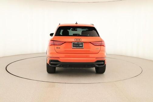 2024 Audi Q3 45 S line Premium