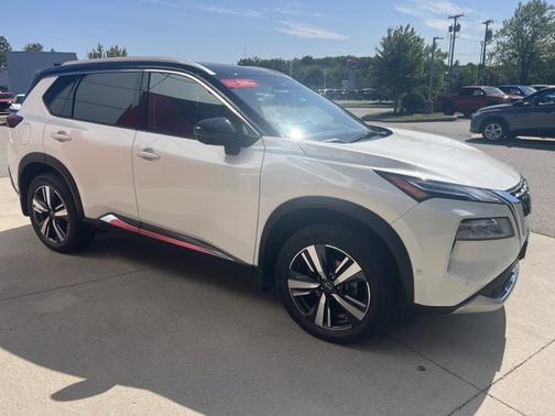 2022 Nissan Rogue Platinum
