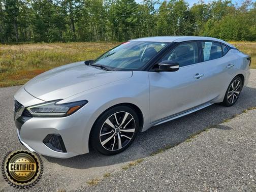 2023 Nissan Maxima SV