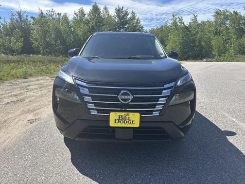 Black 2024 Nissan Rogue SV