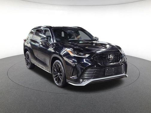 2024 Toyota Highlander XSE