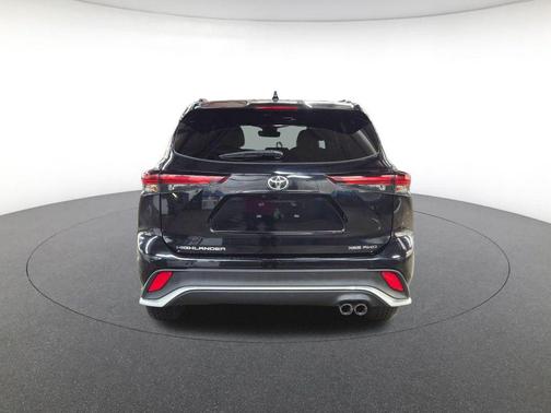 2024 Toyota Highlander XSE