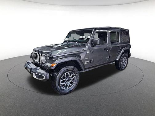 Granite Crystal Metallic Clearcoat 2024 Jeep Wrangler 4-Door Sahara 4x4