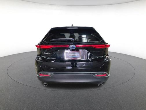 2023 Toyota Venza LE