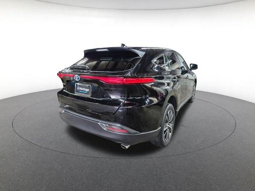 2023 Toyota Venza LE