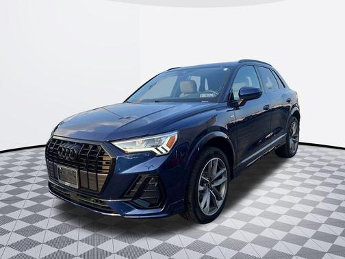 2022 Audi Q3 45 S line Premium Plus