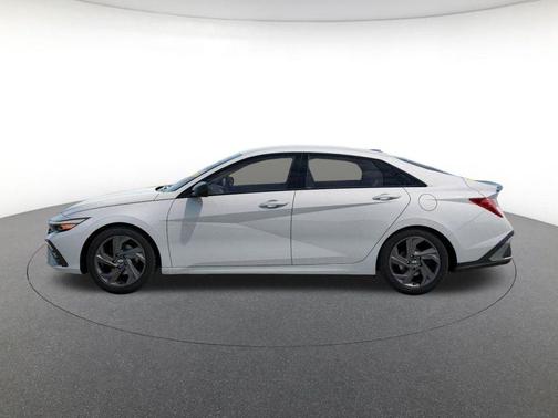 2026 Hyundai ELANTRA HEV SEL Sport