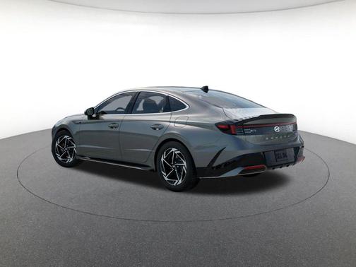 2026 Hyundai SONATA SEL