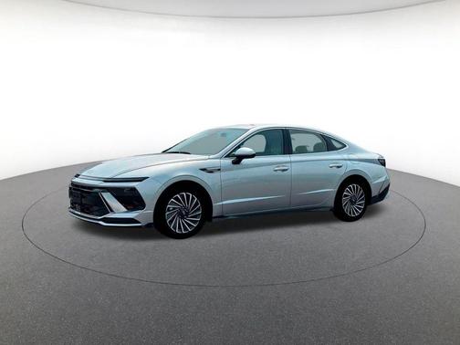2025 Hyundai SONATA Hybrid SE