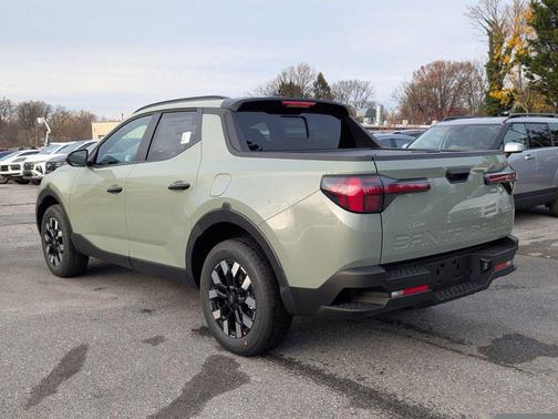 2025 Hyundai SANTA CRUZ SEL Activity