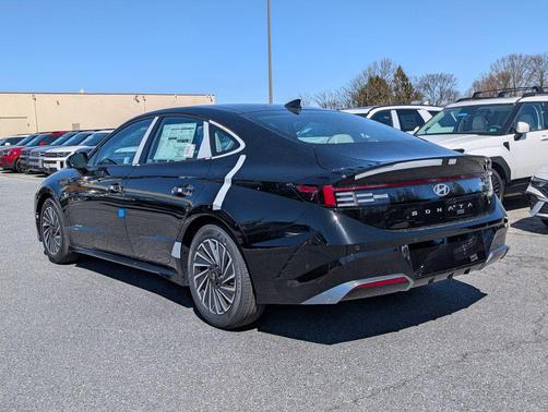 2025 Hyundai SONATA Hybrid Limited