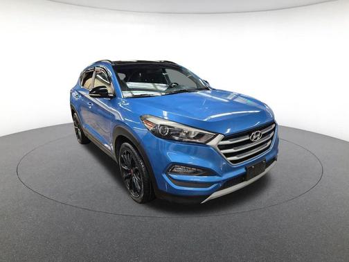 2017 Hyundai TUCSON Night