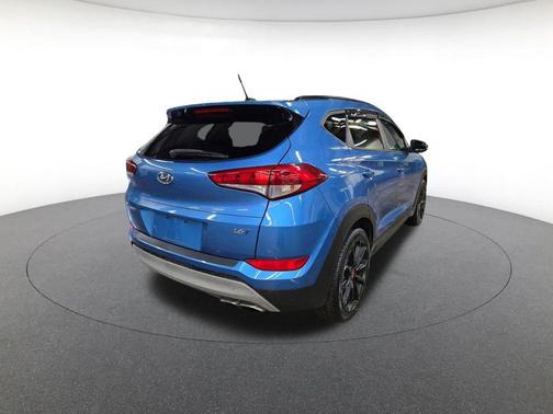 2017 Hyundai TUCSON Night