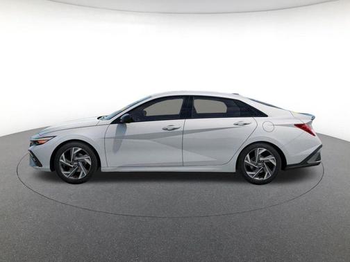 2026 Hyundai ELANTRA Sport