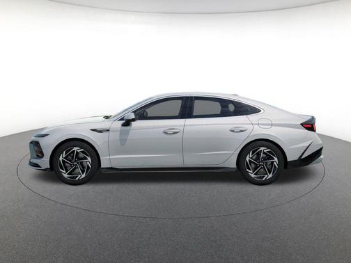 2026 Hyundai SONATA SEL