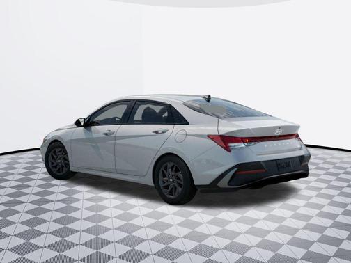 2025 Hyundai ELANTRA HEV Blue
