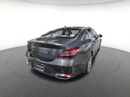 2025 Genesis G70 2.5T RWD