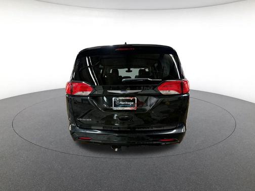 2020 Chrysler Voyager LXI