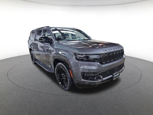 Baltic Gray Metallic Clearcoat 2024 Jeep Wagoneer L Series II Carbide 4x4