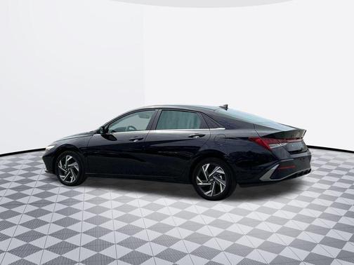 2025 Hyundai ELANTRA HEV Limited