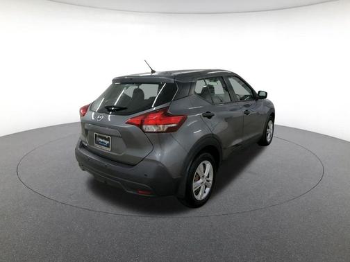 Gun Metallic 2020 Nissan Kicks S