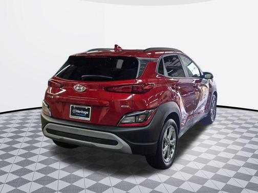 2022 Hyundai KONA SEL