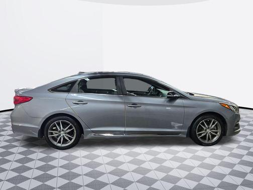2017 Hyundai SONATA Sport 2.0T