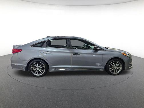 2017 Hyundai SONATA Sport 2.0T