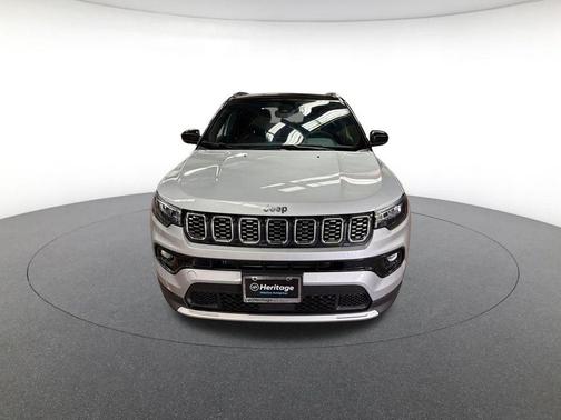 Silver Zynith Metallic Clearcoat 2025 Jeep Compass Limited