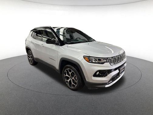 Silver Zynith Metallic Clearcoat 2025 Jeep Compass Limited