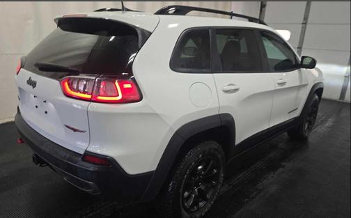 2022 Jeep Cherokee Trailhawk Elite