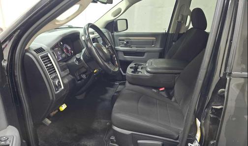 2020 RAM 1500 Classic SLT