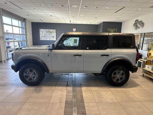 Avalanche Gray 2026 Ford Bronco Big Bend
