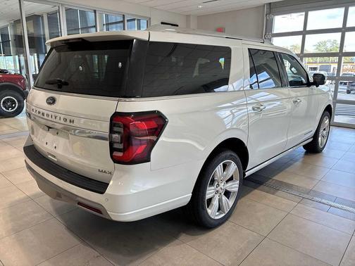 2022 Ford Expedition Max Platinum