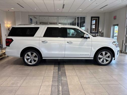 2022 Ford Expedition Max Platinum
