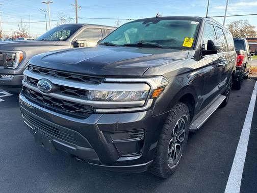 2022 Ford Expedition Max XLT