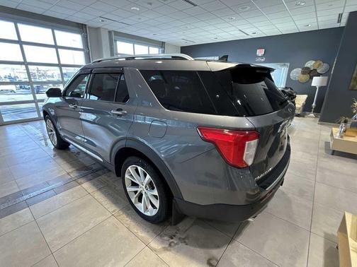 2022 Ford Explorer Platinum