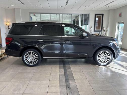 2023 Ford Expedition Platinum